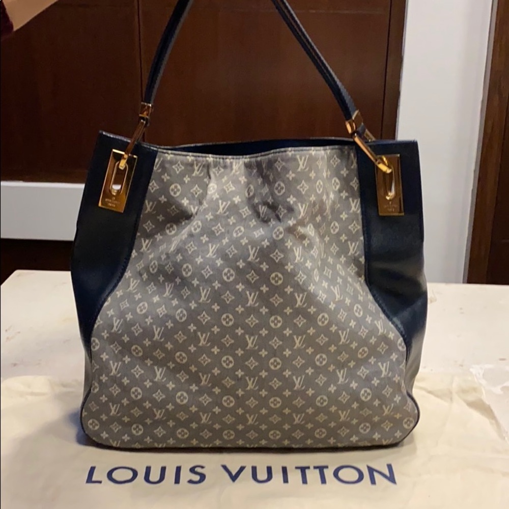Louis Vuitton Rendez vous Shoulder Bag